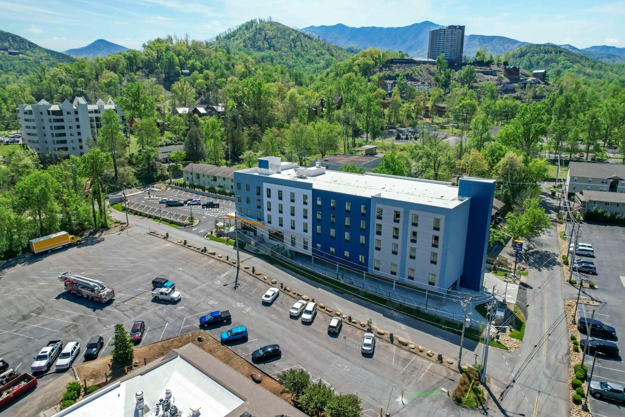 Comfort Suites Gatlinburg Downtown-Convention Center Екстериор снимка