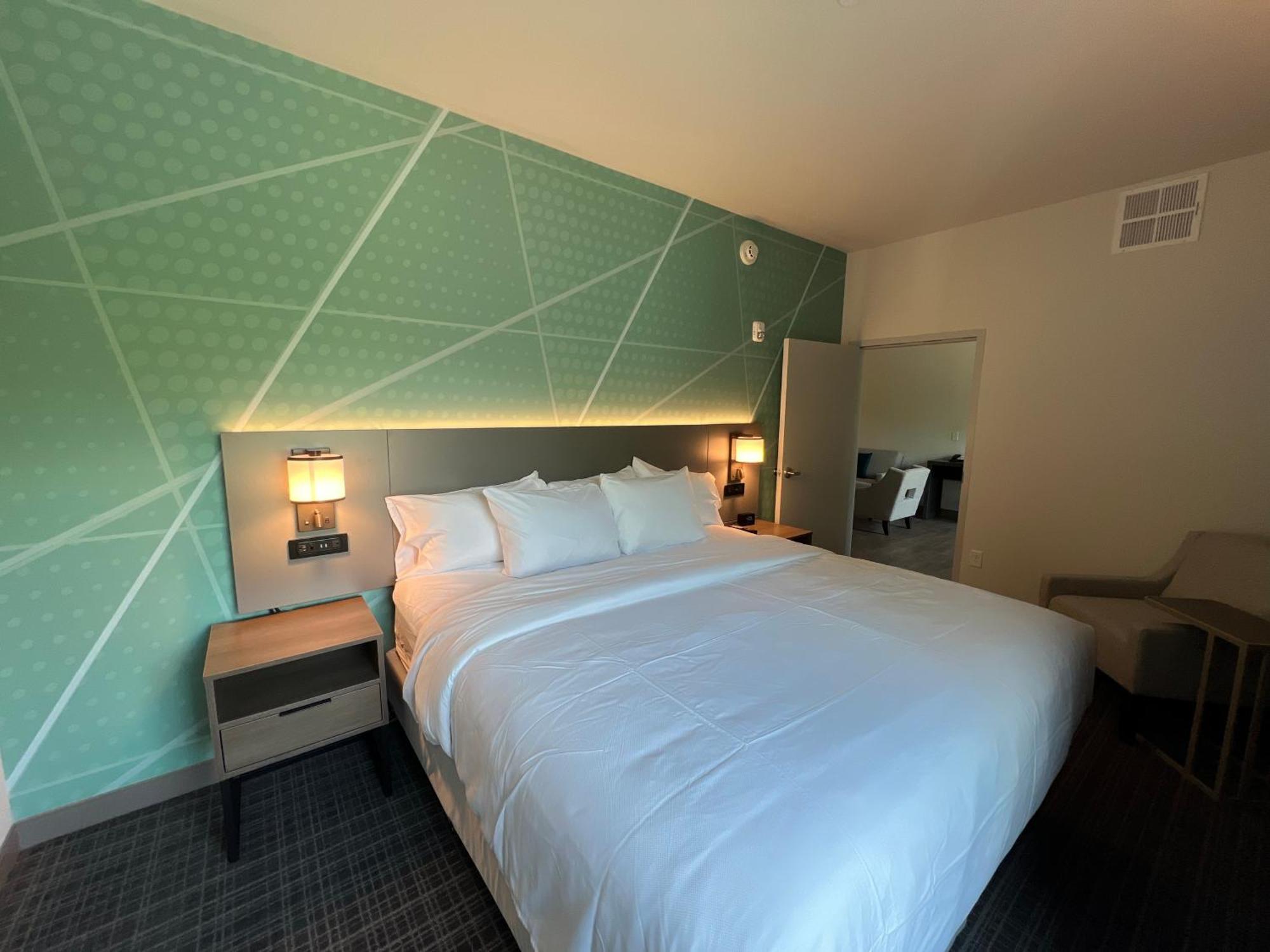 Comfort Suites Gatlinburg Downtown-Convention Center Екстериор снимка