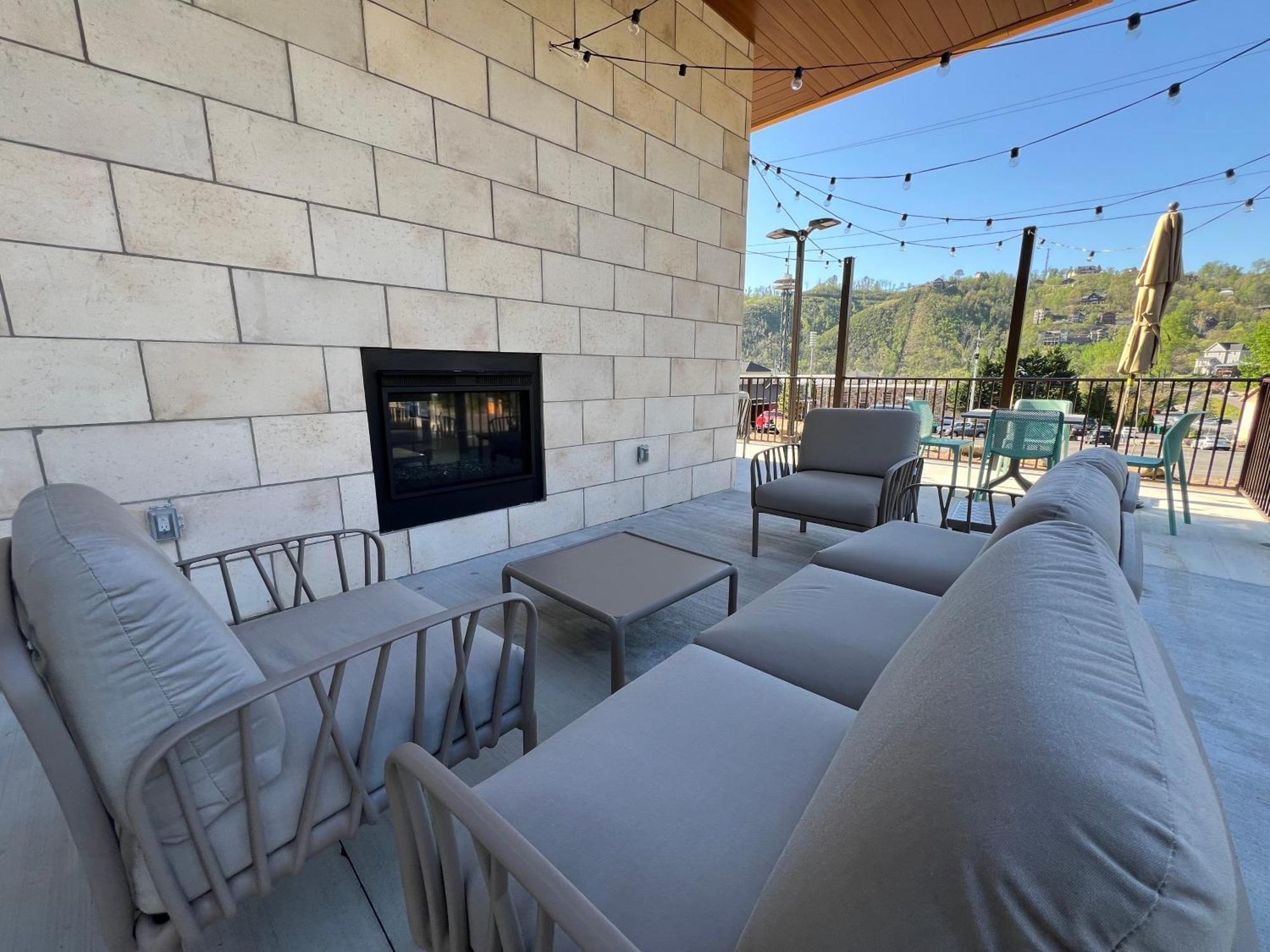 Comfort Suites Gatlinburg Downtown-Convention Center Екстериор снимка